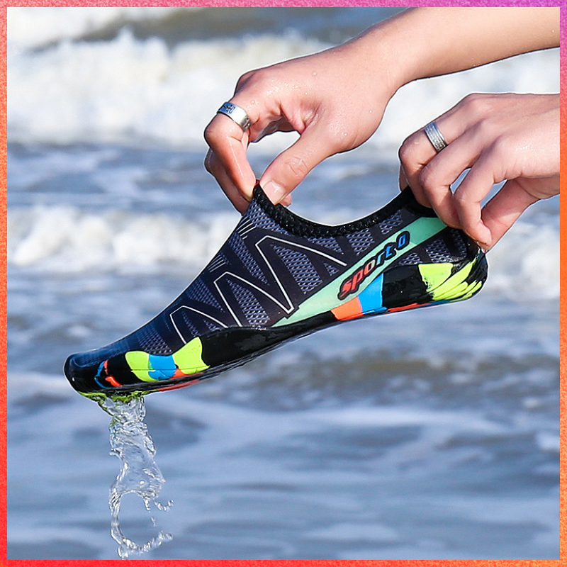 Scarpe a monte 2024 nuove scarpe da acqua ad asciugatura rapida da donna da uomo scarpe da spiaggia per coppie nuoto subacqueo antiscivolo traspirante