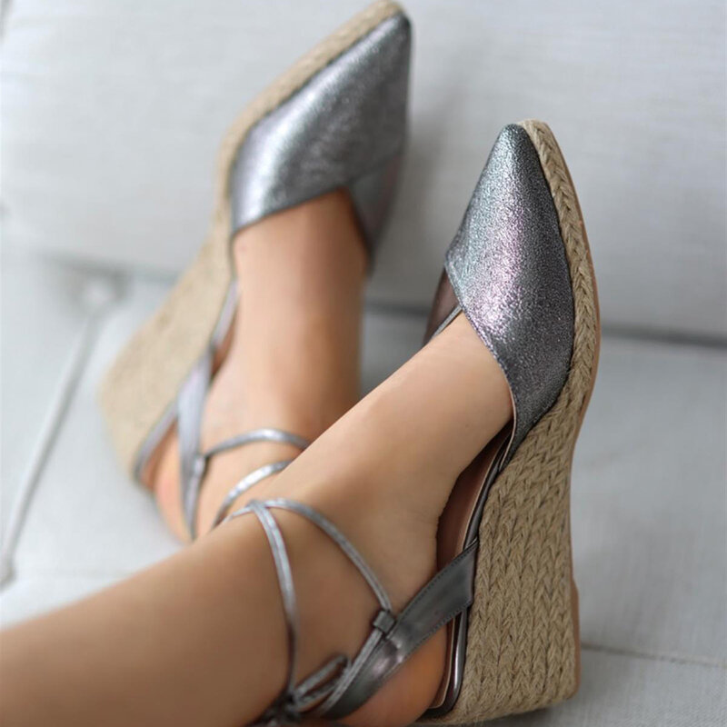 أحذية بلاتينية للنساء موضة 2023 صنادل نسائية بحزام للكاحل أحذية بكعب مدبب للأصابع للنساء