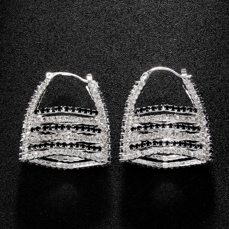 Modne czarne kolczyki z kryształkami Kolczyki ślubne dla kobiet Wydrążona torebka Kolczyki kółka Biżuteria ślubna