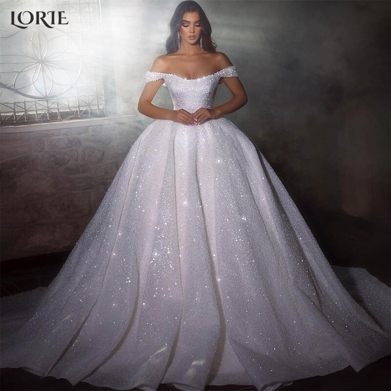 LORIE w jednolitym kolorze błyszcząca suknia ślubna świecący Off Shoulder-line błyszczące plisowane suknie ślubne błyszcząca księżniczka suknia dla panny młodej Plus rozmiar