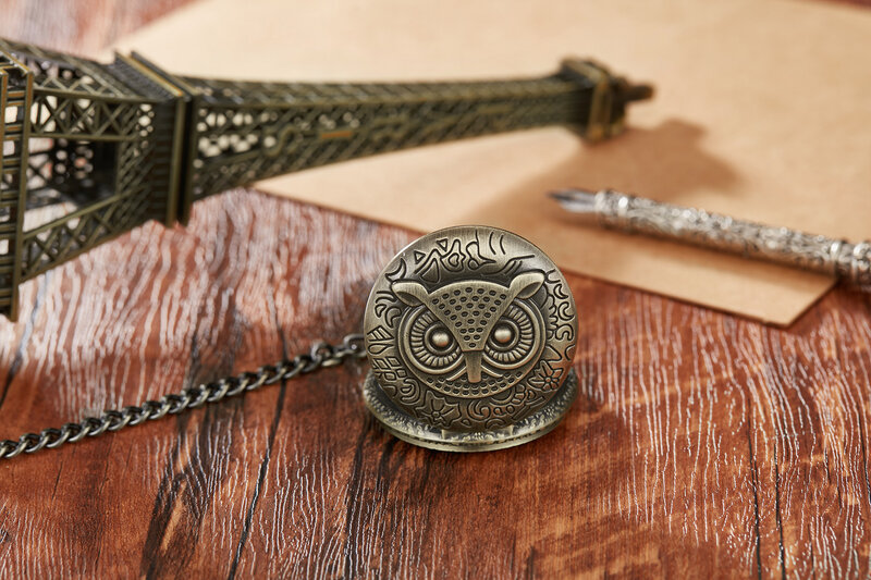 Süße großäugige Eule Steampunk mechanische Taschenuhr für Männer Frauen Retro Bronze Halskette Kette Uhr Tasche Fob Uhr