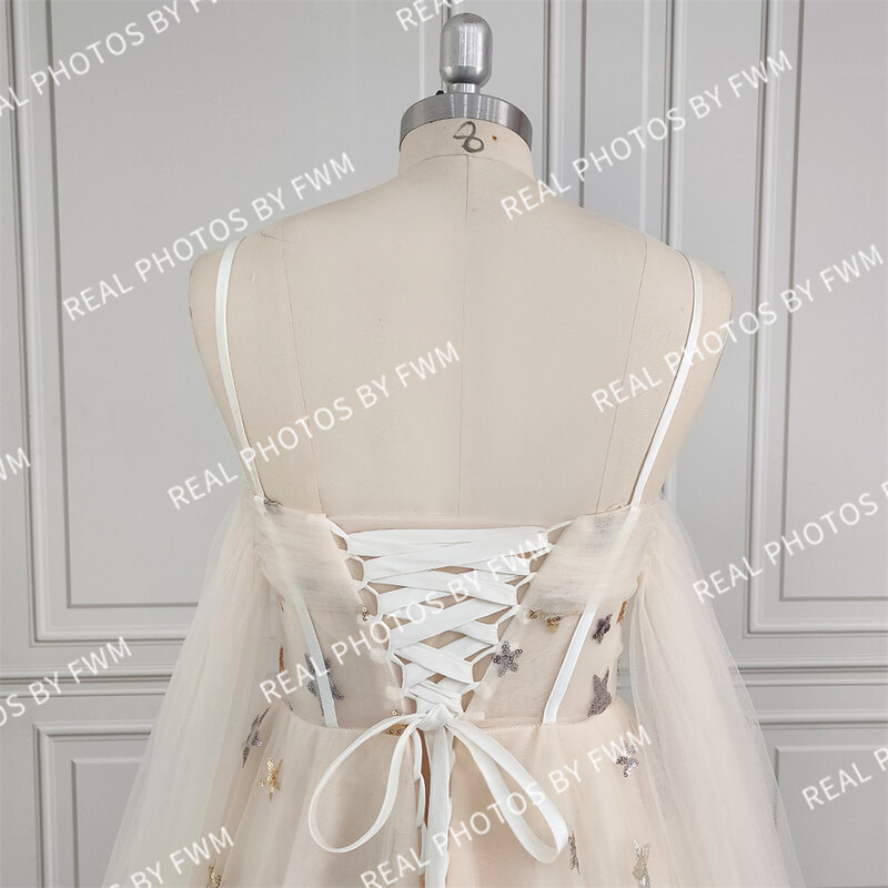 12789 # echte Fotos elegante Spaghetti träger Sterne Spitze Brautkleid für Braut Verlobung feier atember aubende Brautkleid nach Maß