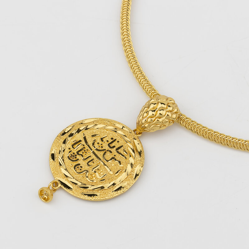 موضة قلادة أقراط للنساء الأفريقي الأسد رئيس طقم مجوهرات دبي 18K مجوهرات مطلية بالذهب لحفل الزفاف اكسسوارات