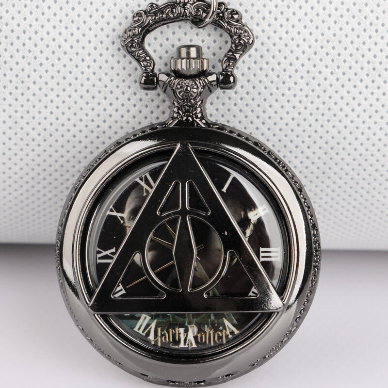 Reloj de bolsillo de cuarzo con forma de triángulo mágico para niños, colgante negro con cadena, regalo, digital