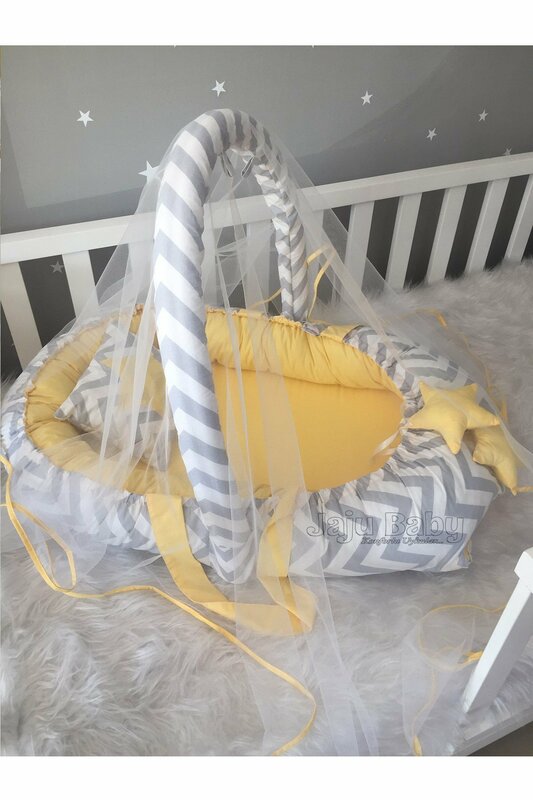 Handmade Gray Zigzag Mosquito Net and Luxury Design Babynest with Toy Hanger