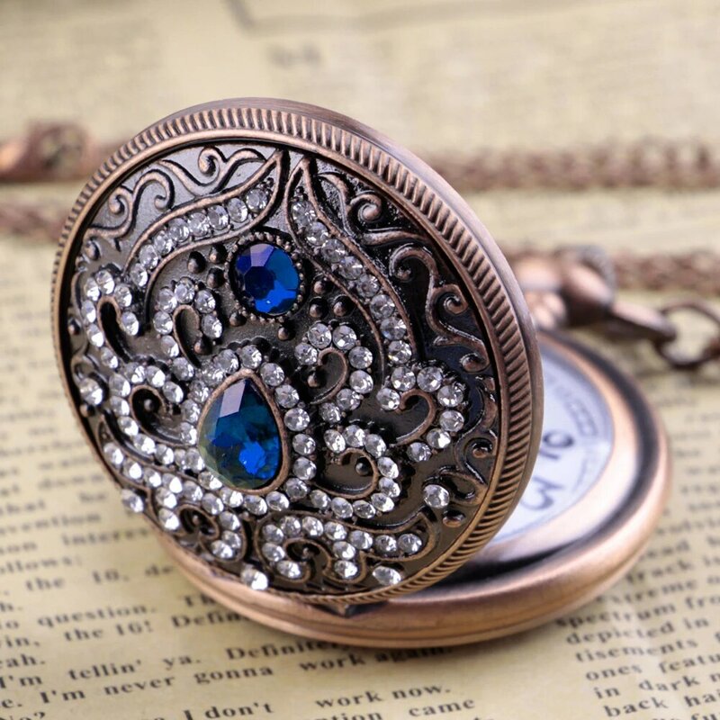 Reloj de bolsillo de lujo para mujer, colgante de reloj de bolsillo británico con múltiples diamantes azules, regalos de cadena para mujer