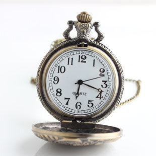 Vintage Hollow Punk Bronze Train Quartz Pocket Watch para homens e mulheres, Fob Pendant, Relógio Presentes, Acessório Retro