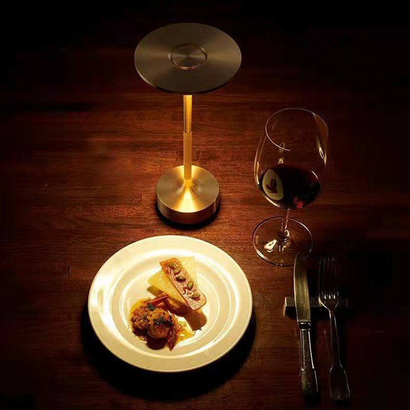 Lámpara de mesa inalámbrica con Sensor táctil para restaurante y cafetería, lámpara de mesa metálica ambiental, regulable, para decoración de cabecera