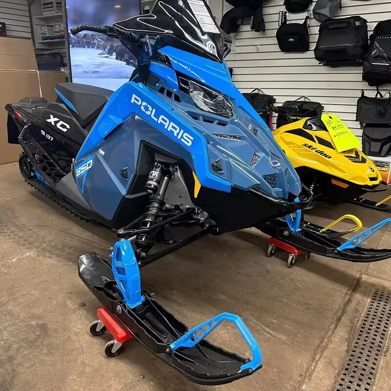 2022 Snowmobile 850 Indy XC 137 Ready to Ship