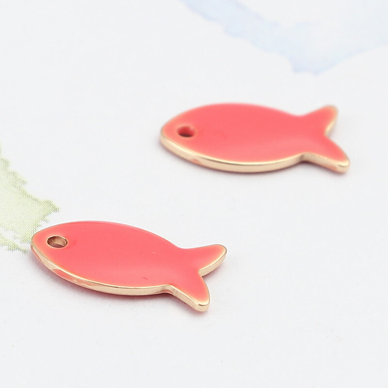 10PCsทองแดงคู่ด้านเคลือบSequinsปลาสัตว์Charmsทองสีเคลือบฟันปลาสัตว์จี้สำหรับเครื่องประดับDIYทำ