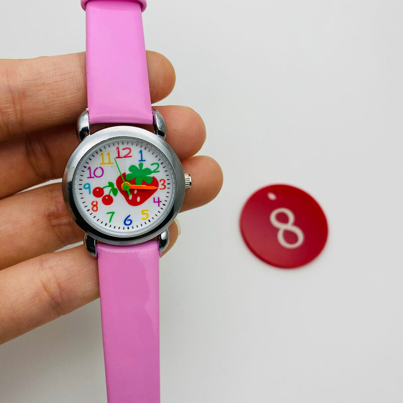 Relógio de pulso infantil de silicone, relógio fashion transparente fofo de morango com ponteiro indicador, relógio de pulso à prova d'água para meninas presente