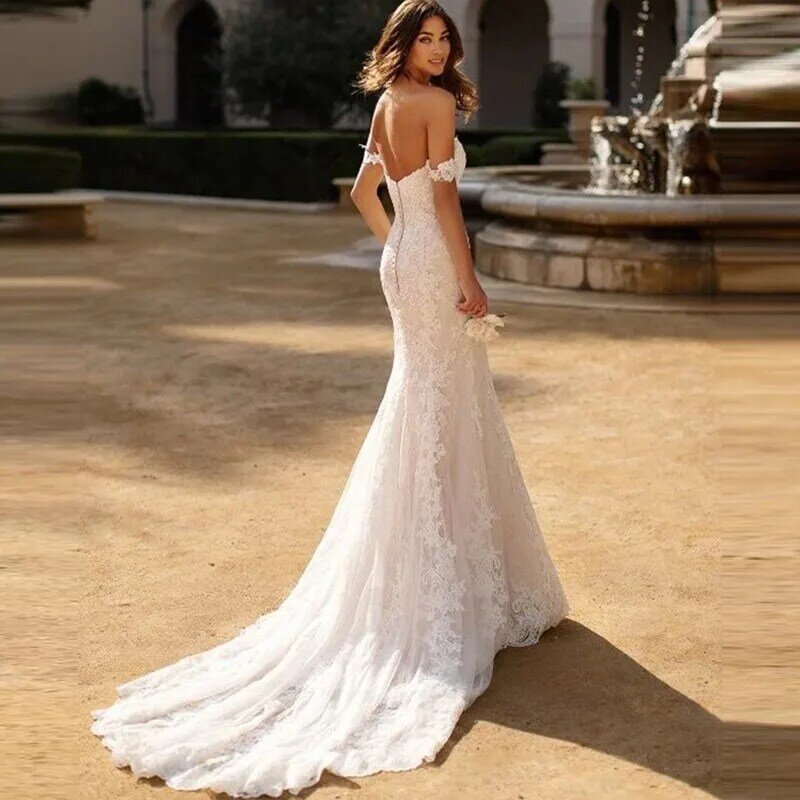 LoveDress Boho gaun pernikahan leher V, gaun pengantin duyung bahu terbuka renda applique seksi punggung terbuka kancing kereta