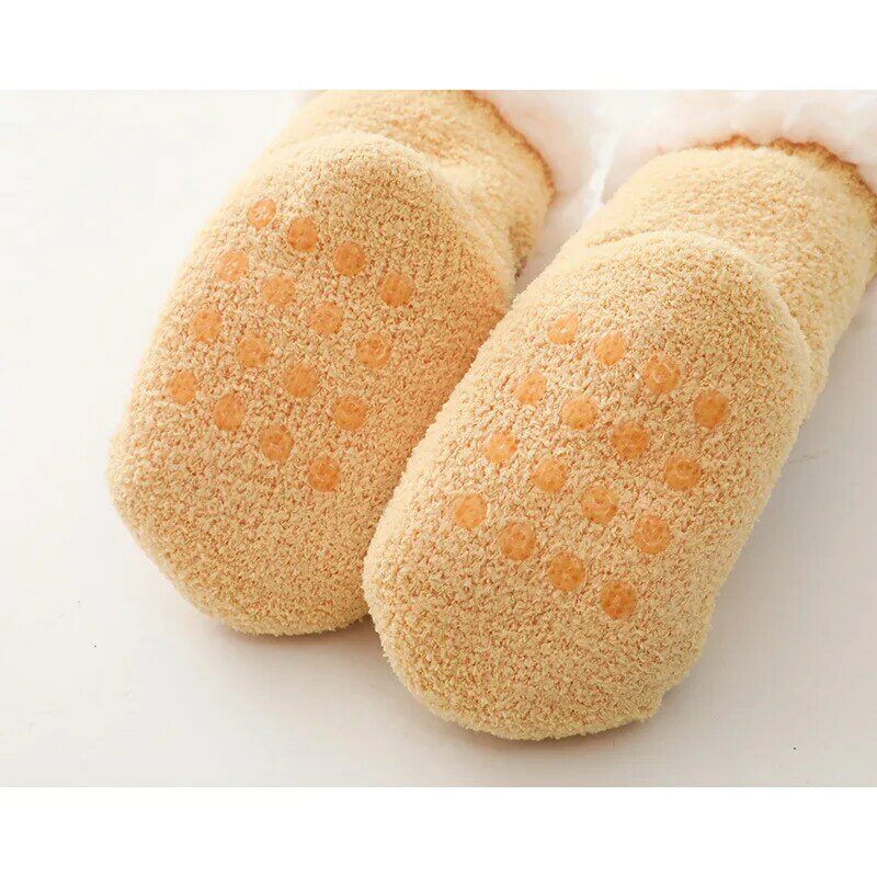 Детские зимние хлопковые носки с мультипликационным рисунком, рождественские, плотные теплые носки, для новорожденных, милые, вельветовые, Нескользящие, детские носки, От 0 до 4 лет