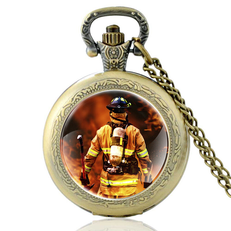 男性と女性のための防火士デザインのガラスカボションクォーツ懐中時計,消防士のペンダント,チェーン,ネックレス