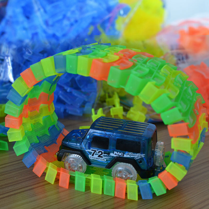 ZK30 Mágico Flexível Track Car Brinquedos Corrida Curvatura Trilho Com Luzes Piscando DIY Engraçado Criativo Brinquedos Presentes Para Crianças Azul/Vermelho