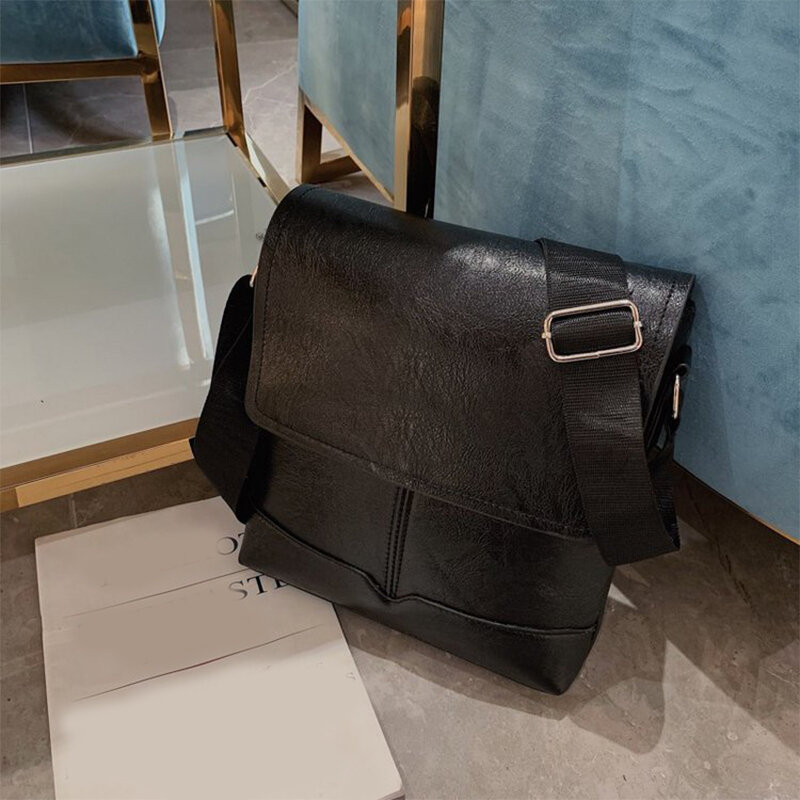 Fashion Men's Handbag Designer Leather Business Diagonal Handbag Briefcase Solid Color Classic Bag