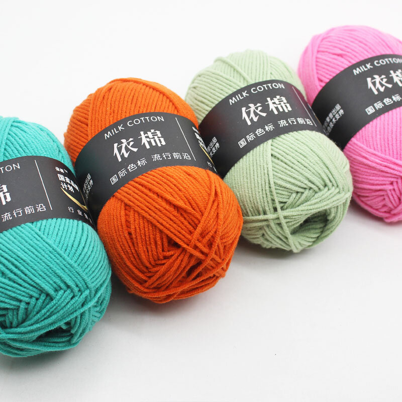 Multi Color Cotton Silk Knitting Yarn, Soft Warm Baby Yarn para tricô manual, Suprimentos de rosca, Venda quente, 50g por lote