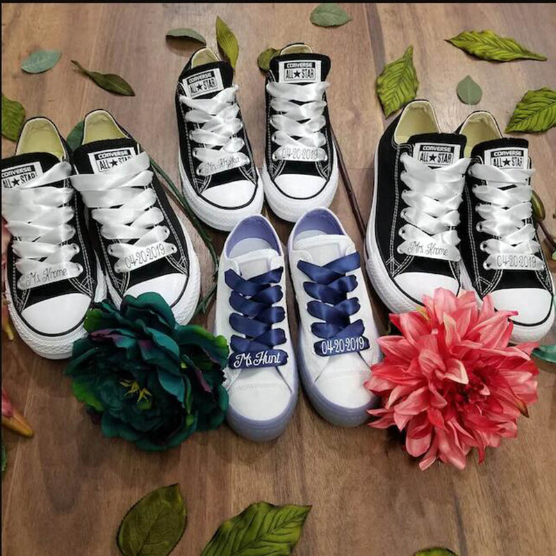 Testo personalizzato lacci piatti in raso di seta lacci per scarpe in poliestere Sneaker personalizzata scarpe sportive stringhe di pizzo regali di nozze
