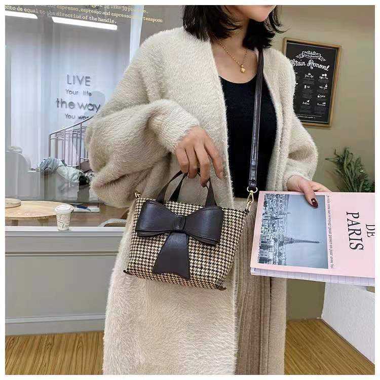 2021 new portable plaid trend woolen material bow messenger bag one drop delivery