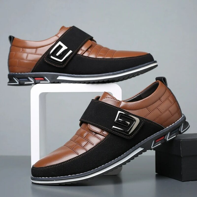 Scarpe Casual in pelle di grandi dimensioni di alta qualità moda uomo vendita calda scarpe Casual da uomo scarpe da uomo in pelle traspiranti nere