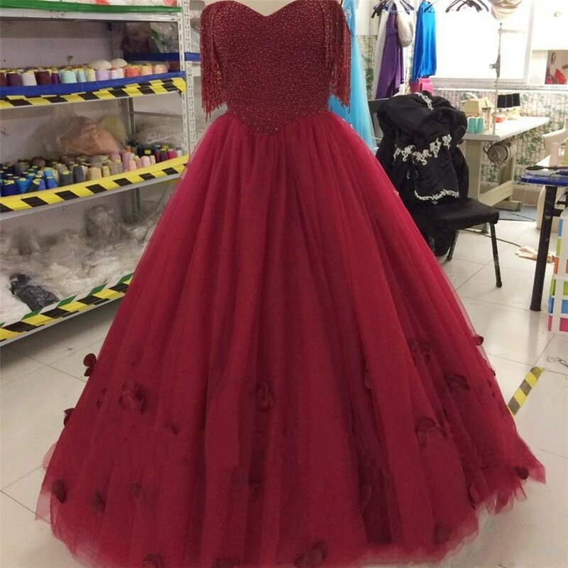 2020 Burgundy Tulle Prom Dresses Ball Gowns Off The Shoulder With Tassel Heavy Beading Bridal Dress Evening Gowns robe de soriee
