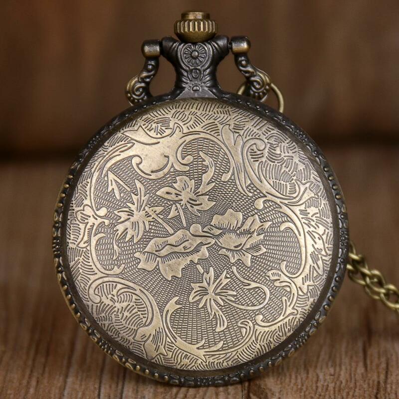 Vintage Red Pocket Watch Bronze White Dial Quartz Watches For Men Women with Fob Chain Pendant CF1072