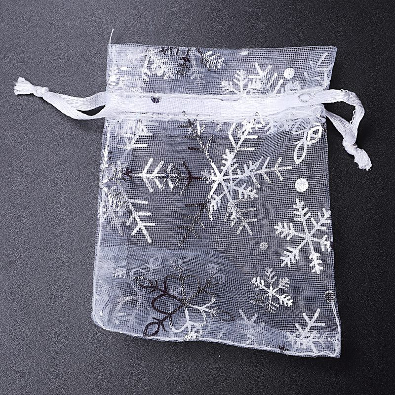 100 pçs sacos de presente de casamento organza cordão jóias bolsa sacos de prata branco flocos de neve impresso sheer party favor sacos