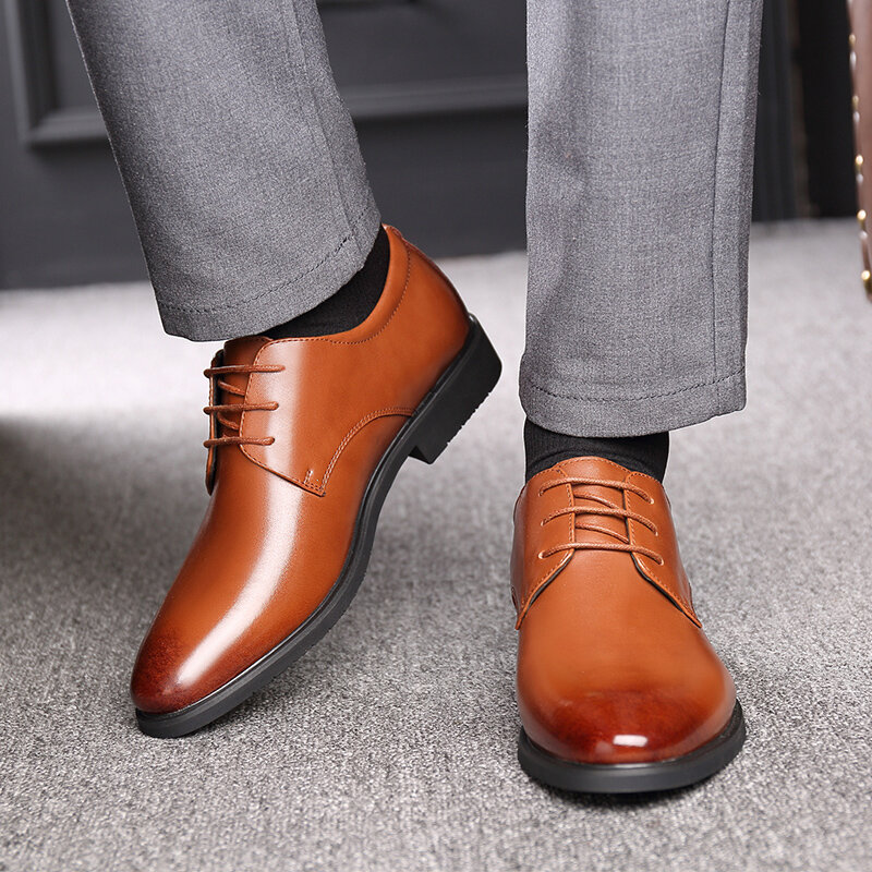 2023 جديد الرجال جودة جلد البقر الأحذية الجلدية البريطانية الأعمال اضافية حجم 38-47 رجل جلد ناعم انقسام الجلود فستان أحذية