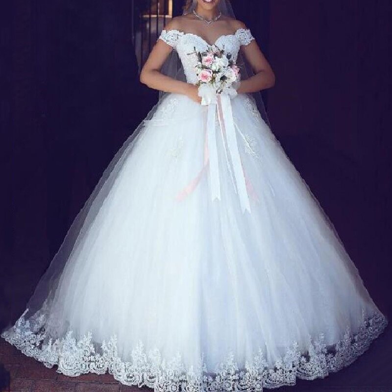 ชุดบอลชุดเจ้าสาวลูกไม้ Applique ปิดไหล่ชุดเจ้าสาว Plus ขนาด Lace Up Wedding Gown การแต่งงานชุด