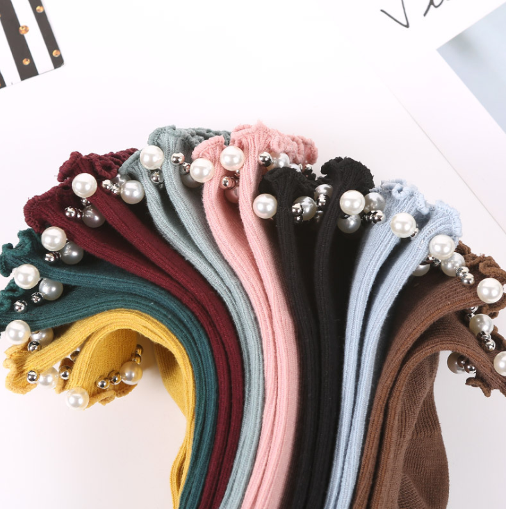 Chaussettes de perles de femmes japonaises créatives coréennes avec des chaussettes de tube moyen de double aiguille de coton de bord d'oreille