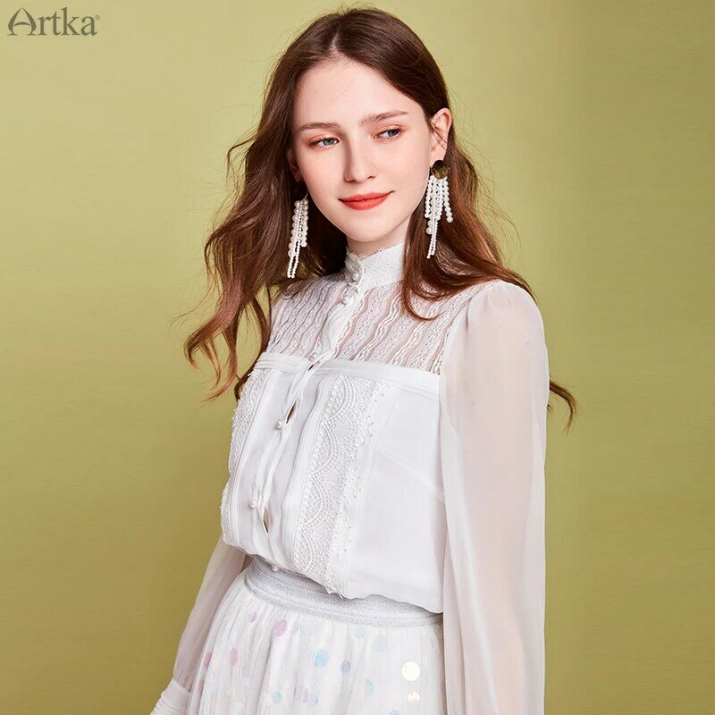 ARTKA-Blusa de manga larga con encaje para mujer, camisa elegante de gasa con cuello levantado, color blanco, para primavera y verano, 2020
