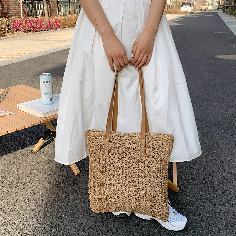 여성 위브 토트 백 2021 패션 비치 가방 보헤미안 여성 디자인 핸드백 여름 안장 가방 캐주얼 밀짚 비치 여행 가방