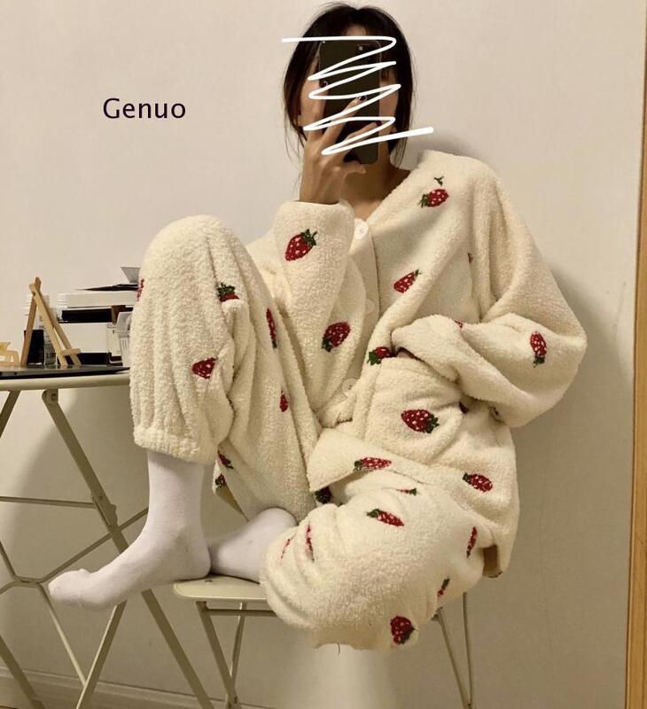 Pyjama en peluche deux pièces pour femmes, ensemble doux et mignon, imprimé fraise, écharpe, poches, col en v
