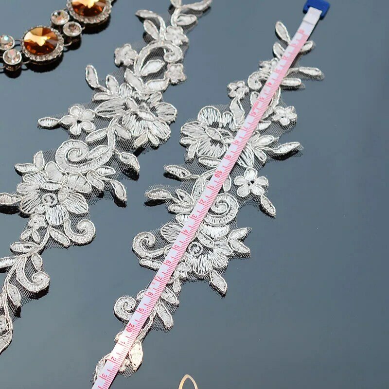 1PCS Latest Embroidery Flower Lace Collar Applique Patches Silver Lace Fabric Patch Stickers Accessories dentelle parches F9