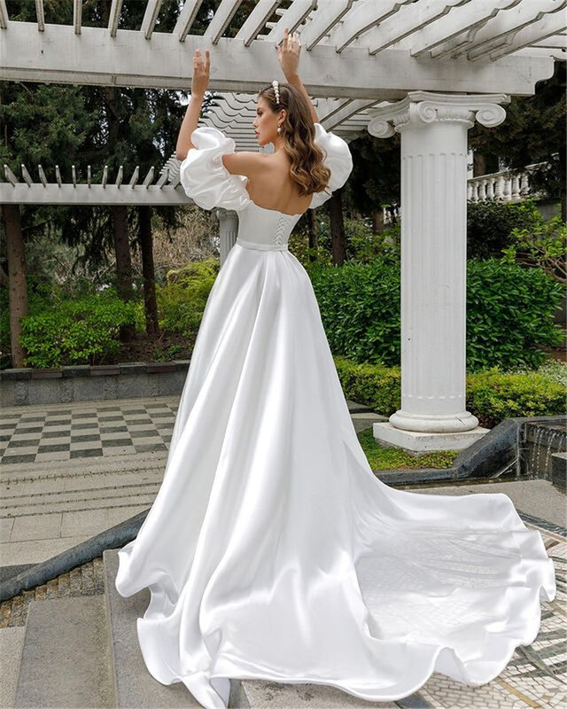 Gaun pernikahan Satin lengan Puff dapat dilepas gaun pengantin model sederhana A-line sisi belah tinggi dengan gaun pengantin Court Train свадебное платье