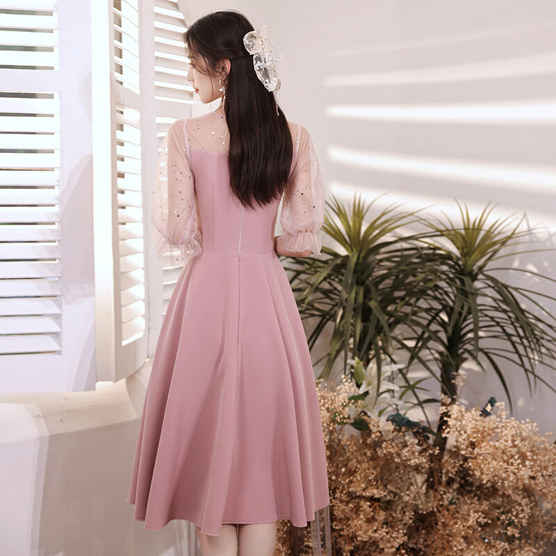 Женское розовое полуторжественное платье с круглым вырезом и рукавами-фонариками