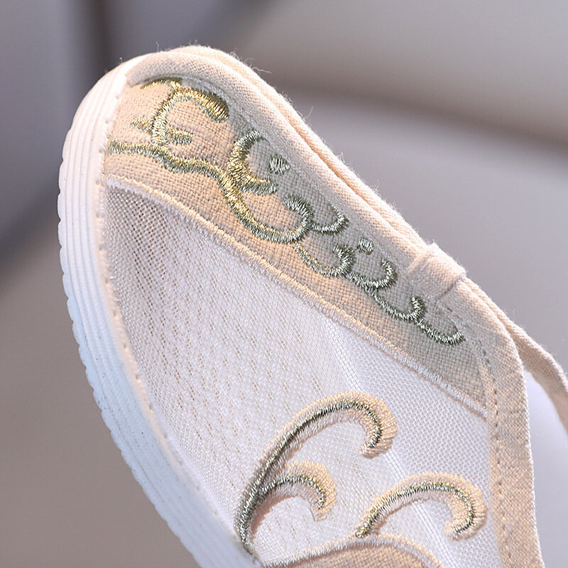 الفتيان الصيف بكين الأحذية تنفس شبكة الأحذية الصينية التقليدية الرجعية Hanfu الأحذية المطرزة أحذية رياضية كاجوال قماشية