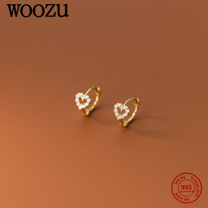 WOOZU 925เงินสเตอร์ลิง INS Minimalism Sweet Love Heart CZ Zircon Hoop ต่างหูผู้หญิงหูขนาดเล็กหัวเข็มขัดเครื่องประดับของขวัญ