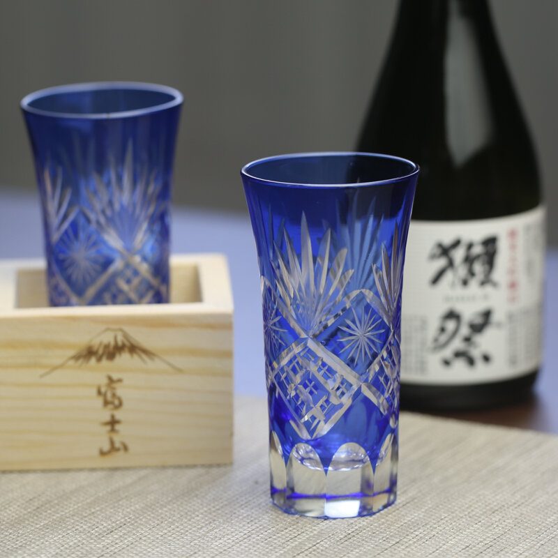 일본 전통 술 주류 유리 컬렉션 음료 용기 안경 공예 에도 키리코 (컷 유리)