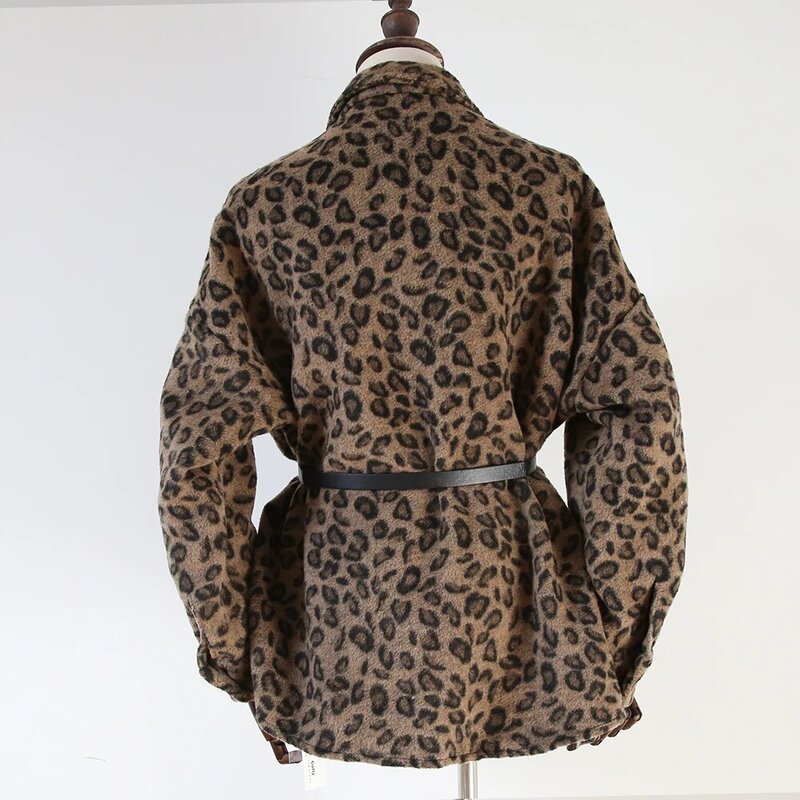 Wol Kemeja Leopard Blus untuk Wanita Musim Gugur Kebesaran Wanita Atasan dan Blus Plus Ukuran Kasual Wanita Hangat Wol Blus