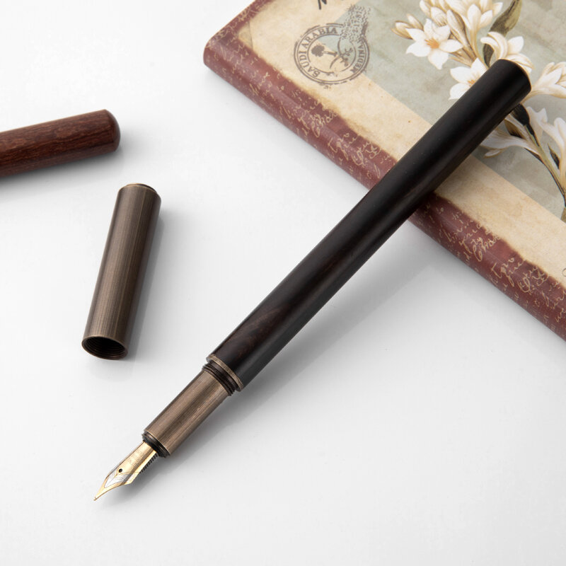 Stylo plume en métal rétro pour étudiants, stylos d'écriture en bois vintage, stylos de calligraphie d'art, cadeaux d'affaires, fournitures de papeterie, 0.5mm