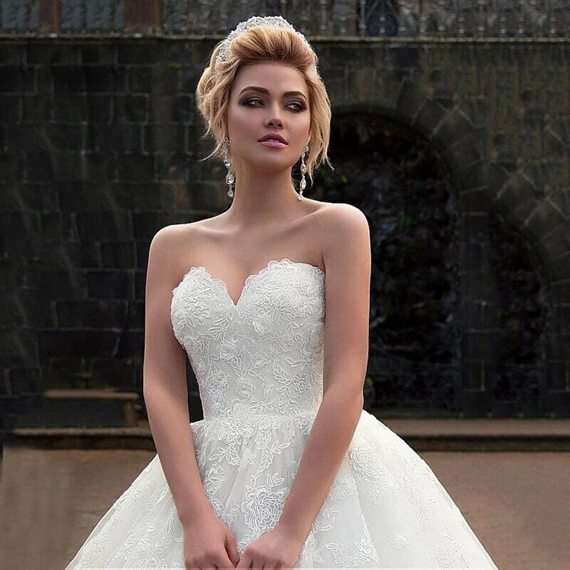 ชุดบอลชุดแต่งงานชุด Princess Ivory 3D ดอกไม้ลูกไม้ Appliques มุสลิม Gowns แต่งงานเจ้าสาว Plus ขนาด Vestido De Novia