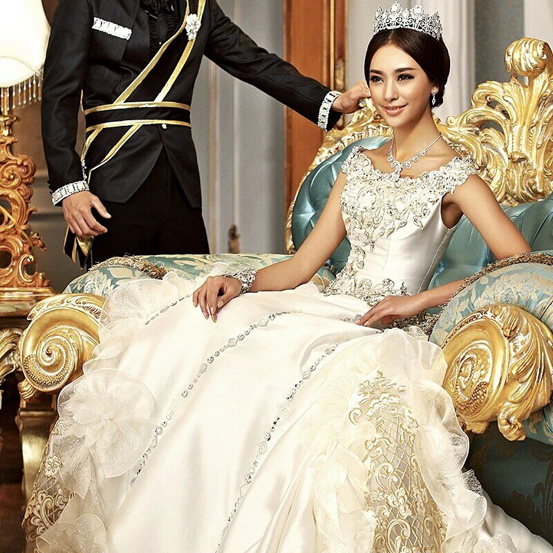 Gaun Pengantin Kerajaan Klasik Pernikahan Gaun Bersalin Bordir Berongga Satin Impor Gaun Elegan Gaun Pengantin untuk Hamil