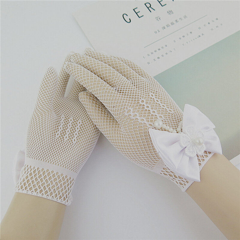 Изысканные белые кружевные ажурные перчатки с искусственным жемчугом для причастия, с цветочным узором для От 4 до 15 лет девочек, детские св...