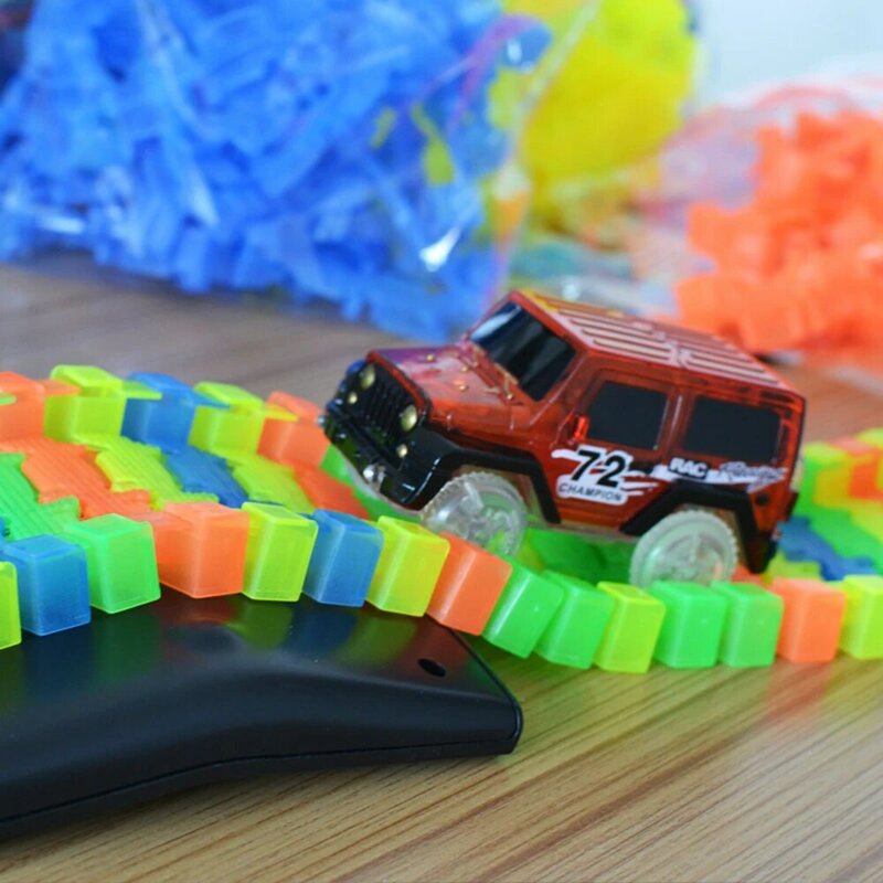 Piste magique flexible avec lumières clignotantes pour enfants, rail de course de voiture, jouets créatifs amusants, cadeaux de bricolage, bleu et rouge, ZK30
