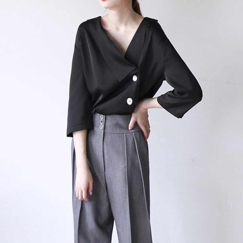 Blouses For Woman 2019 Korean Fashion Office Wear Designs Tops Three Quarter Sleeve Female Tunic Black Side Button Shirt DD2332