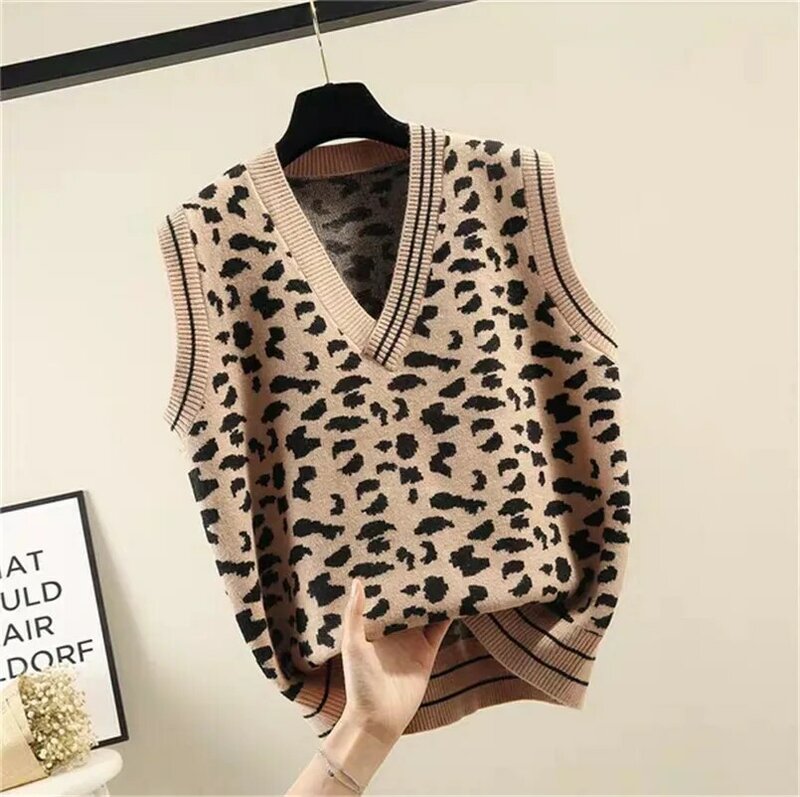 New Spring Autumn Fashion V Neck Knitted Leopard Vest  Korean Cashmere Vest  Plus Size Women Sweater Waistcoat Black Beige Kahki