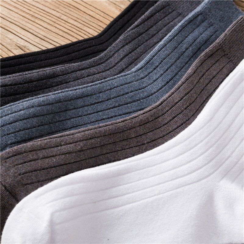 Kaus Kaki Garis-garis Vertikal Warna Solid Katun Pria Kaus Kaki Gaun Pria Kasual Bisnis Sejuk Kualitas Tinggi untuk Eropa dan Amerika