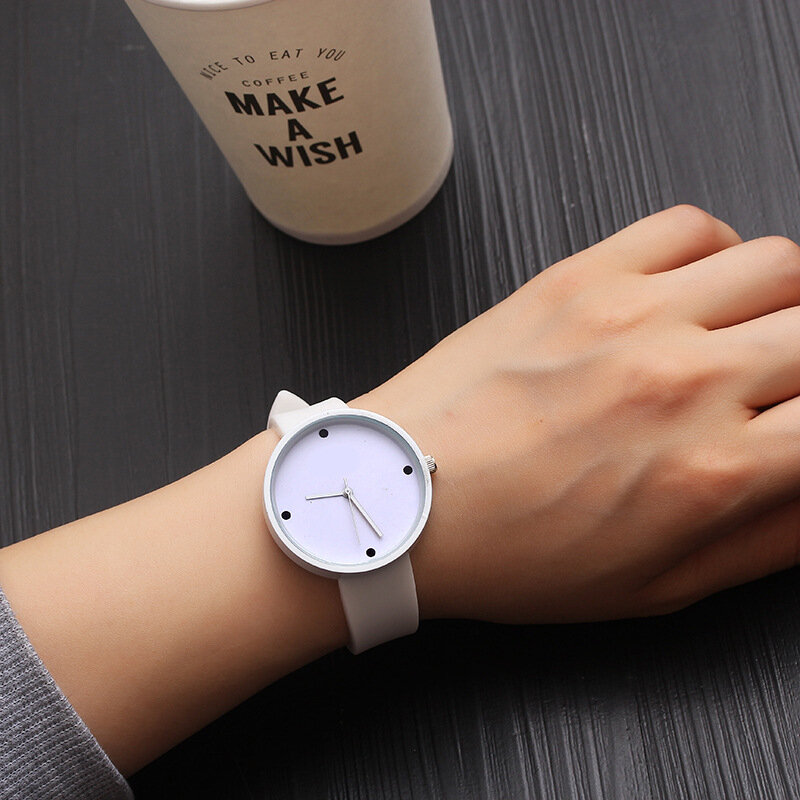 Кварцевые часы для женщин модные повседневные наручные часы для женщин корейский стиль милые женские часы кожаный ремешок часы подарок montre...