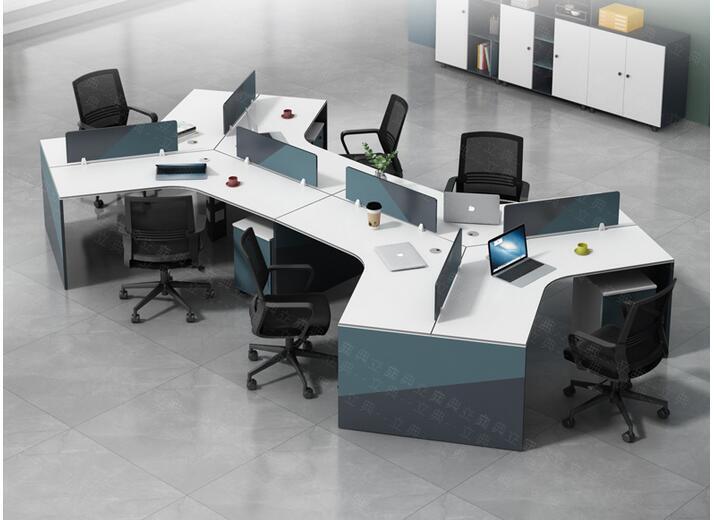 Biurko personelu kreatywne, na biurko 3/5 wieloosobowy personel biurowy biuro biurko i krzesło połączenie meble biurowe